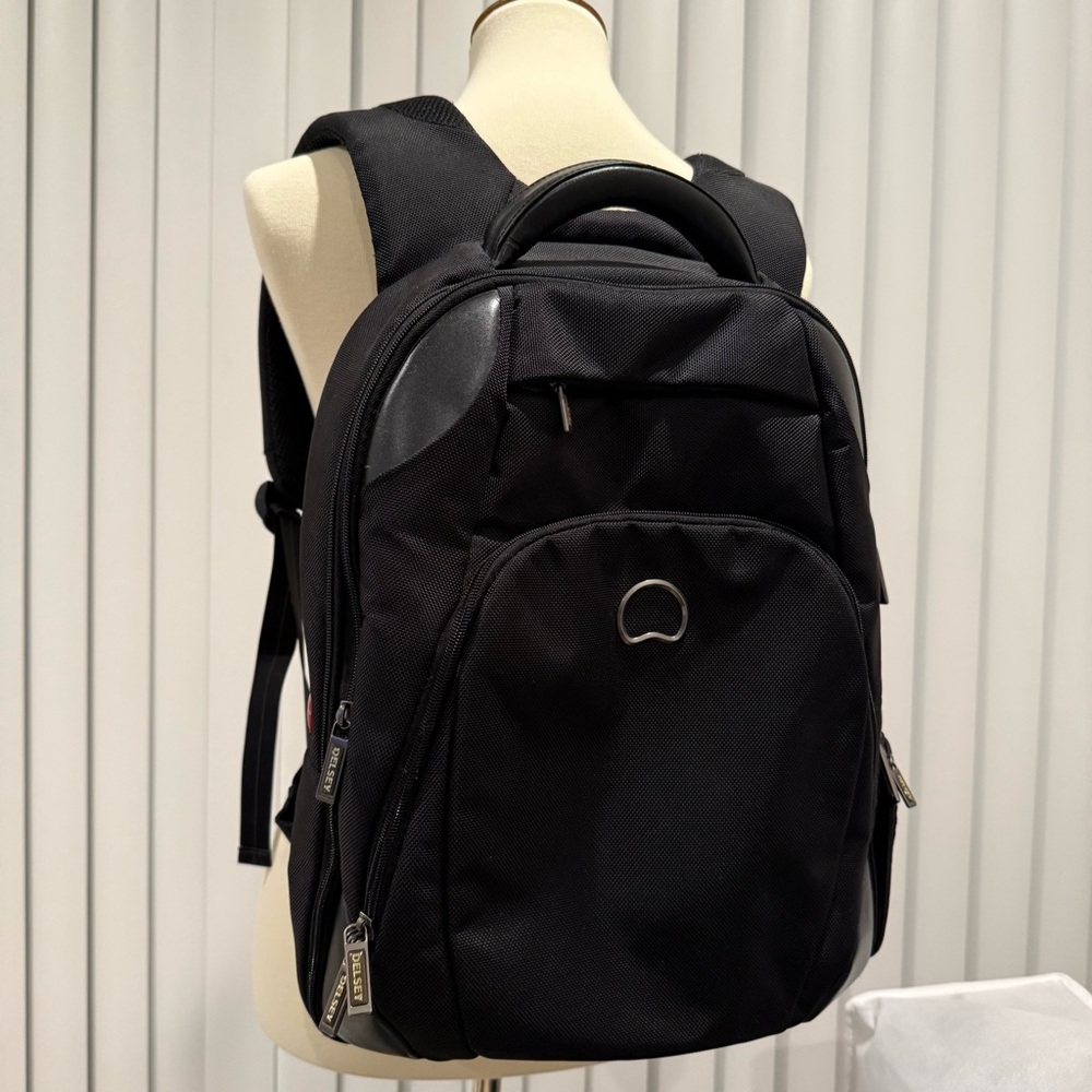 Delsey Quarterback 2 Expandable Backpack